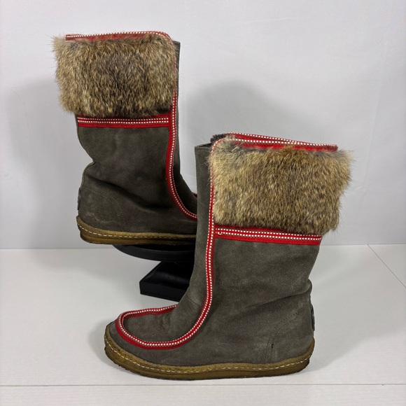 Tory Burch Brown Fur-Trimmed Winter Boots with Red Accents Size 8 - Picture 2 of 9